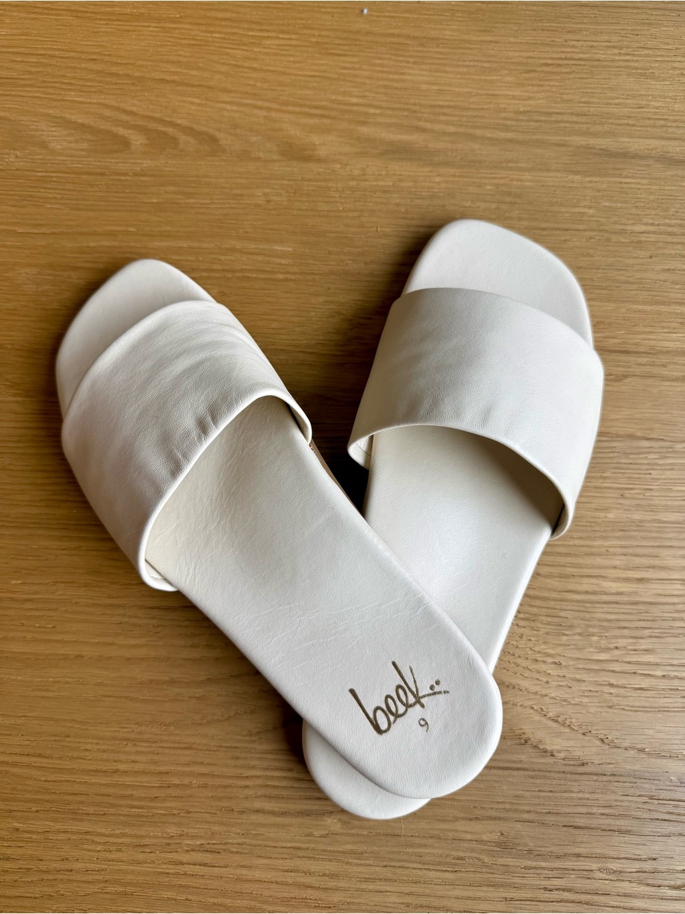 Beek: “Honeybird” Slides - in eggshell, size 9 *NEW* - Picture 5 of 9